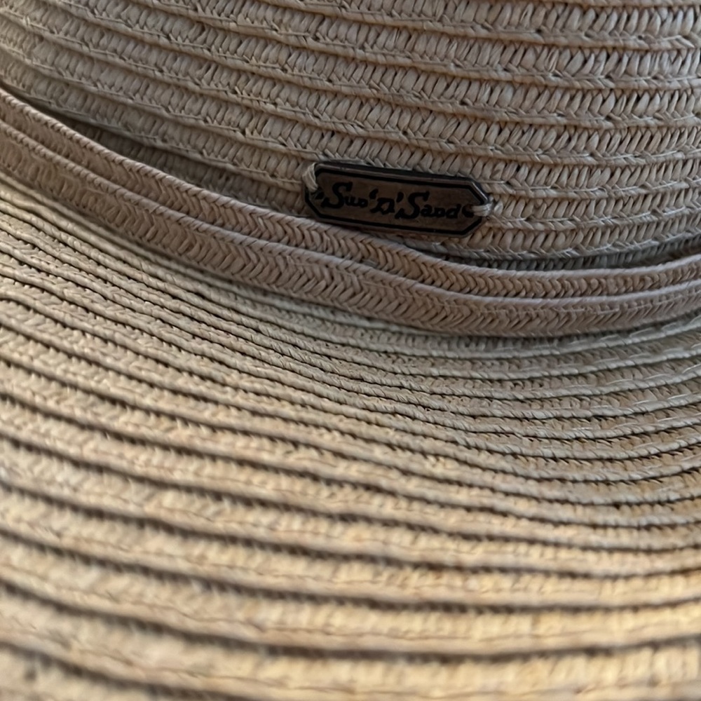 Sun Hat - Picture 3 of 5